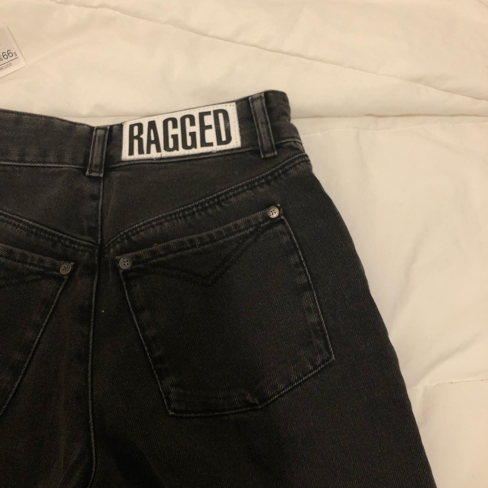 Brand : Ragged from Editorial - Picture 4 of 4